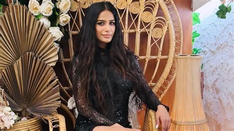 ‘I am alive:’ Poonam Pandey says ’Cervical Cancer didn’t ...